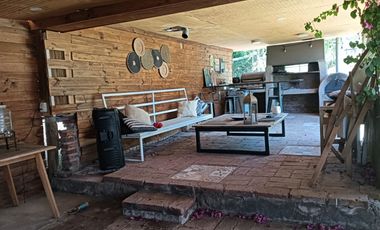 GRAN OPORTUNIDAD DE INVERSIÓN!. Parcela con 2 casas independientes.