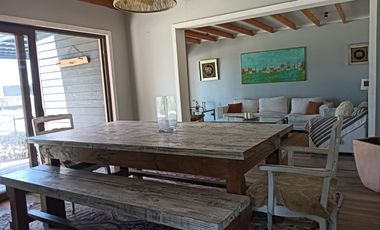 GRAN OPORTUNIDAD DE INVERSIÓN!. Parcela con 2 casas independientes.