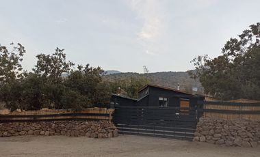 GRAN OPORTUNIDAD DE INVERSIÓN!. Parcela con 2 casas independientes.