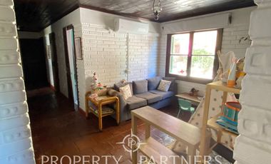 PRECIOSO PARQUE CON CASA DE CAMPO