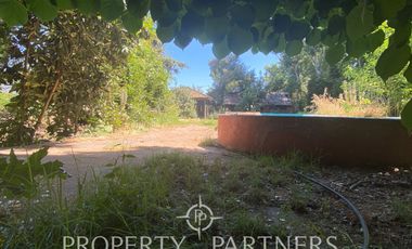 PRECIOSO PARQUE CON CASA DE CAMPO