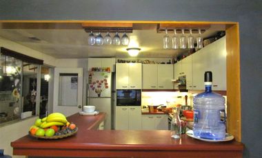 EN VENTA AMPLIA CASA, LA FLORIDA, $ 135 MILLONES
