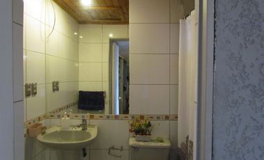 EN VENTA AMPLIA CASA, LA FLORIDA, $ 135 MILLONES