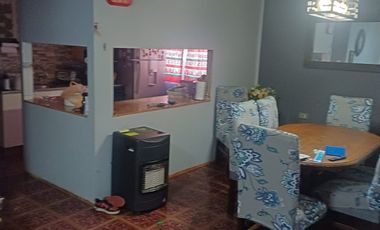 VENTA SITIO CON 3 CASAS QUINTA NORMAL, $ 330 MILLONES