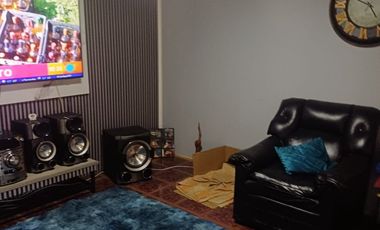 VENTA SITIO CON 3 CASAS QUINTA NORMAL, $ 330 MILLONES