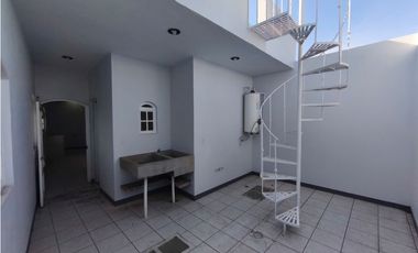 OFICINA /DEPARTAMENTO 70 m2, EN RENTA  (LA YERBABUENA)  SAHUAYO MICH.