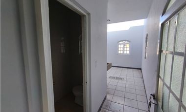 OFICINA /DEPARTAMENTO 70 m2, EN RENTA  (LA YERBABUENA)  SAHUAYO MICH.
