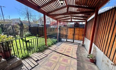 casa en venta 5D + 4 B, piscina.