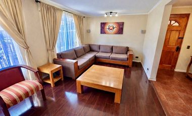 casa en venta 5D + 4 B, piscina.