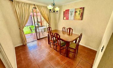 casa en venta 5D + 4 B, piscina.