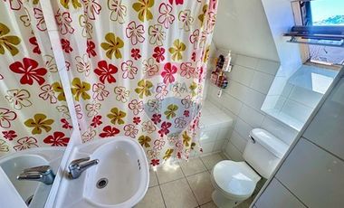 casa en venta 5D + 4 B, piscina.