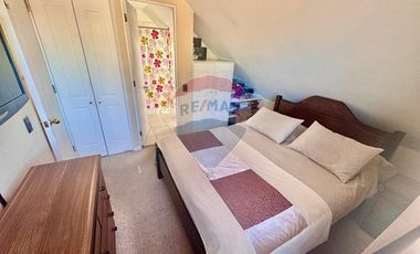 casa en venta 5D + 4 B, piscina.