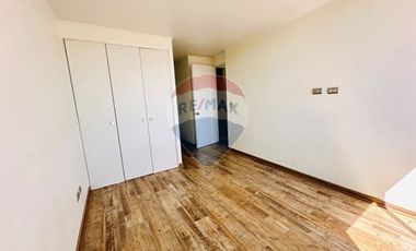 Arriendo a pasos de metro La Cisterna