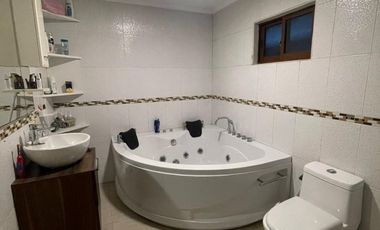 CASA EN VENTA EN RANCAGUA 6 DORMITORIOS Y PISCINA