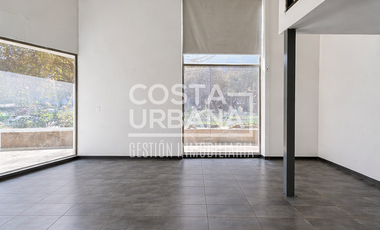 LOCAL CON EXCELENTE UBICACIÓN EN 8 NORTE