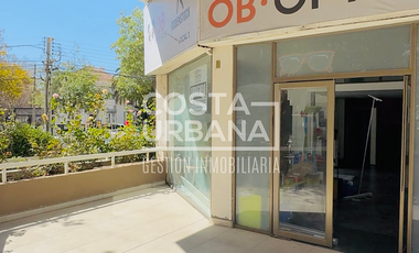 LOCAL CON EXCELENTE UBICACIÓN EN 8 NORTE