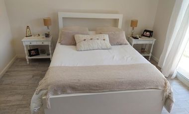 Alquiler Anual Casa 6 amb amoblada con Piscina barrio La Comarca Bancalari Tigre