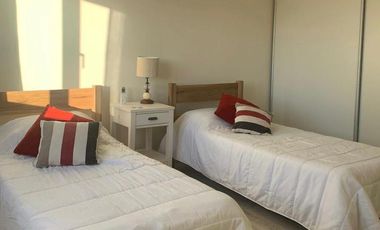 Alquiler Anual Casa 6 amb amoblada con Piscina barrio La Comarca Bancalari Tigre