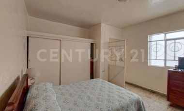 Casa en venta en 11 norte un solo piso - Zona Mercado de Santa Rosa