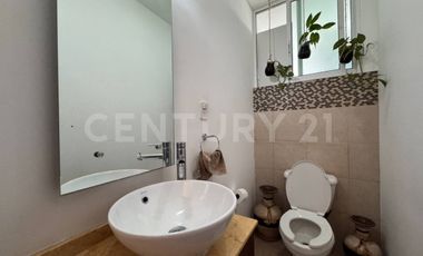 Casa tipo Duplex en Renta con Jardín Privado San Nicolás Totolapan