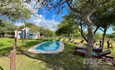Complejo de cabañas a la venta en Cortaderas San Luis