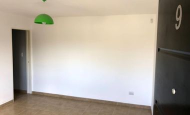 Monoambiente en alquiler Burzaco -para persona sola