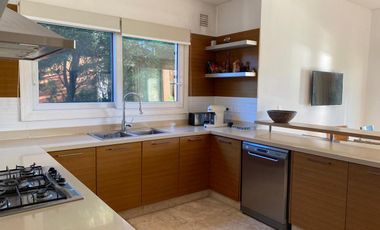 Alquiler Anual Casa 6 Amb amoblada a La Laguna Barrio  Santa Catalina Villanueva