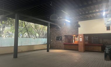 Local comercial en renta – Plaza Loreto | 736 m² | Ideal para restaurante
