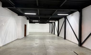 RENTA DE MODERNO LOCAL COMERCIAL EN TLALNEPANTLA