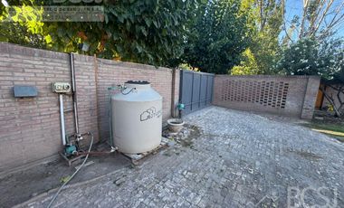 Casa en B° Aromas de campo