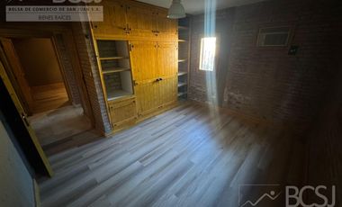 Casa en B° Aromas de campo