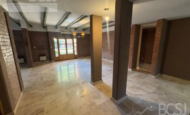 Casa en B° Aromas de campo