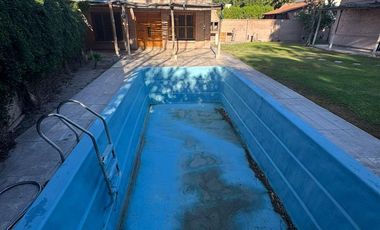 Casa en B° Aromas de campo