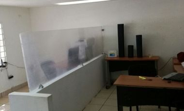 Renta de bodega con oficinas en Col Revolución