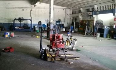 Renta de bodega con oficinas en Col Revolución