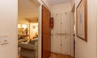 Departamento 4 Ambientes en Venta en San Isidro, con Cochera.