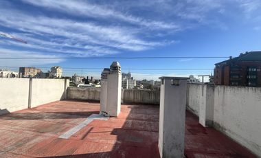 Departamento 4 Ambientes en Venta en San Isidro, con Cochera.