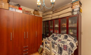 Departamento 4 Ambientes en Venta en San Isidro, con Cochera.