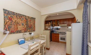 Departamento 4 Ambientes en Venta en San Isidro, con Cochera.