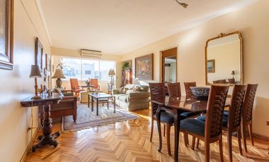 Departamento 4 Ambientes en Venta en San Isidro, con Cochera.