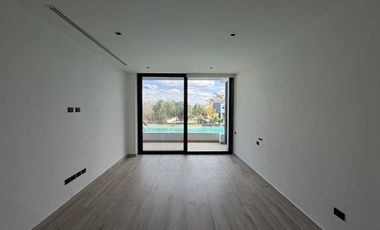 Casa en Renta  en la privada Kanha frente al lago en el Yucatán Country Club