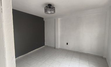 Oficina en Renta, en Fraccionamiento Los Pirules, Tlalnepantla