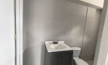 Oficina en Renta, en Fraccionamiento Los Pirules, Tlalnepantla