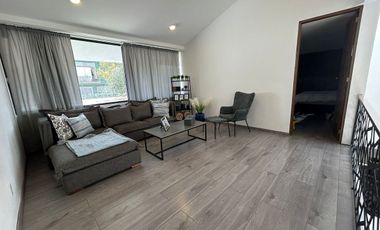 SE RENTA CASA RECIEN REMODELADA Y AMUEBLADA DE LUJO EN TECAMACHALCO (V)