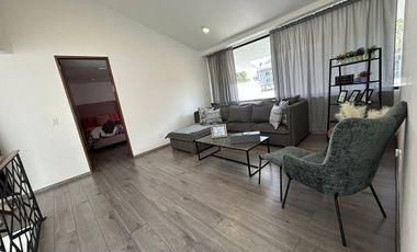 SE RENTA CASA RECIEN REMODELADA Y AMUEBLADA DE LUJO EN TECAMACHALCO (V)