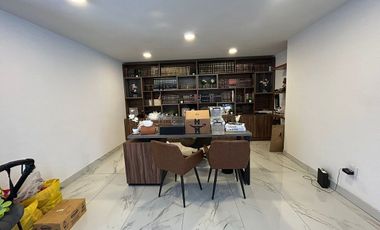 SE RENTA CASA RECIEN REMODELADA Y AMUEBLADA DE LUJO EN TECAMACHALCO (V)