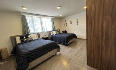 SE RENTA CASA RECIEN REMODELADA Y AMUEBLADA DE LUJO EN TECAMACHALCO (V)