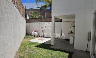 La Misión: Casa en renta con recámara en planta baja