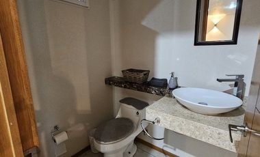 Casa AMUEBLADA en renta en privada en Juriquilla Santa Fe, Querétaro.