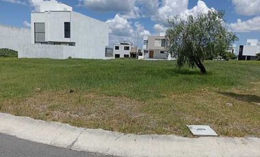 Venta Terreno Habitacional en esquina de 177.23 m2 en Grand Preserve Juriquilla.